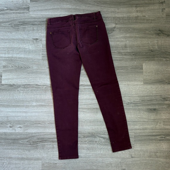 Tinseltown cranberry skinny jeans - Picture 4 of 6